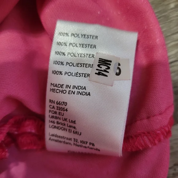 10 Free People Annalise Hot Pink Velvet Mini Skirt - Picture 7 of 7